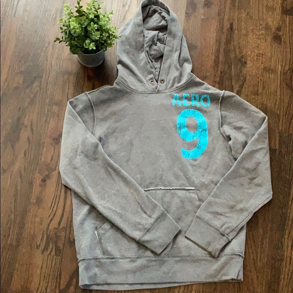 Men’s Aeropostale pullover hoodie